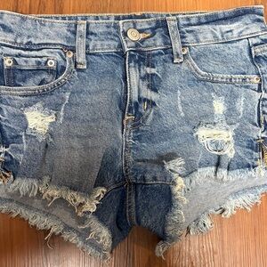 Aeropostale Distressed Frayed Hem Denim Shorts - Light Blue
